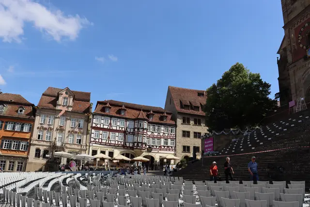 Marktplatz mit Aufstuhlung | Foto: Marga Specht