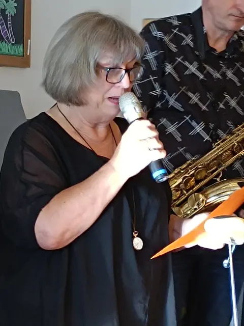 Als pensionierte Lehrerin schöpfte Alla Fuchs bei ihrem Vortrag aus einem großen Repertoire von Ausdrucksmöglichkeiten. | Foto: privat