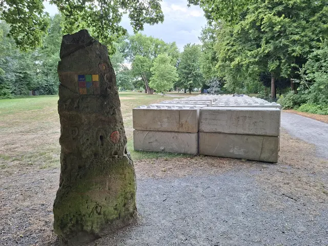 Hier in den Parks gibt es so viel zu entdecken, wunderschön🌻🐝😀😎🌞 | Foto: Ralf Röser