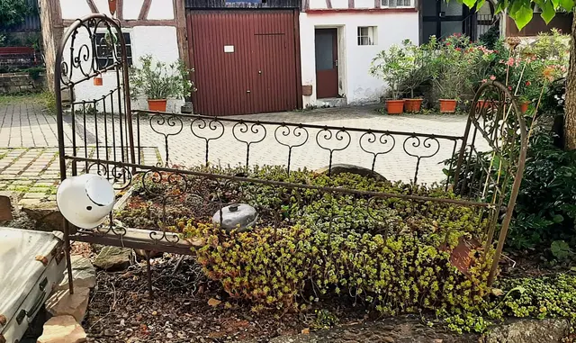 Überall ist die Ortschaft mit Dekos geschmückt. | Foto: Isolde Reitz