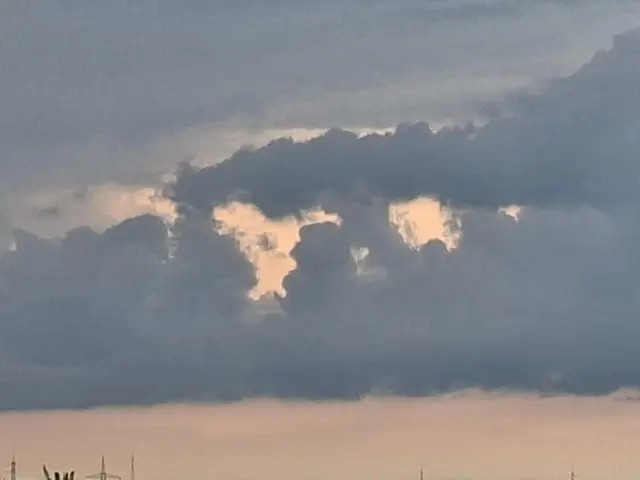 Momentan gibt es tolle Wolken am Himmel☁️⛅🌤️🌥️ | Foto: Ralf Röser