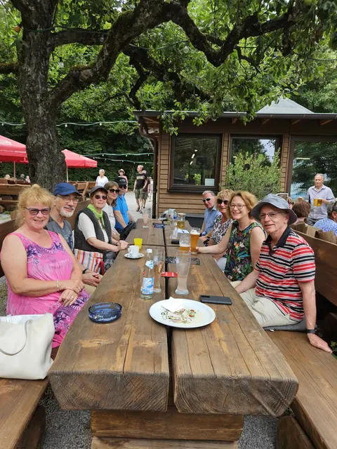Mitglieder beim gemütlichen Sommerfest | Foto: privat