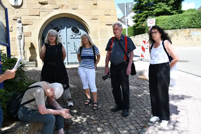 Wir trafen uns vor dem alten Rathaus  | Foto: JuKo