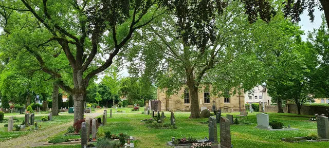 Blick zur Friedhofskapelle | Foto: Hilde Mayer