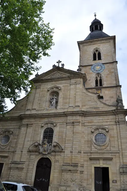 Unter dem sechsten Bamberger Bischof, Hermann I., wurden die Bauarbeiten im Jahr 1071 begonnen. Im Jahr 1109, unter Bischof Otto wurde die Kirche vollendet. Auch danach gab es noch einige Um- und Anbauten.  | Foto: Daniela Somers