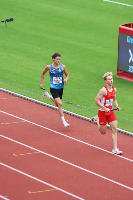 Mathys Vermeiden nach erfolgreicher Stab Übergabe | Foto: Eigenes Bild
