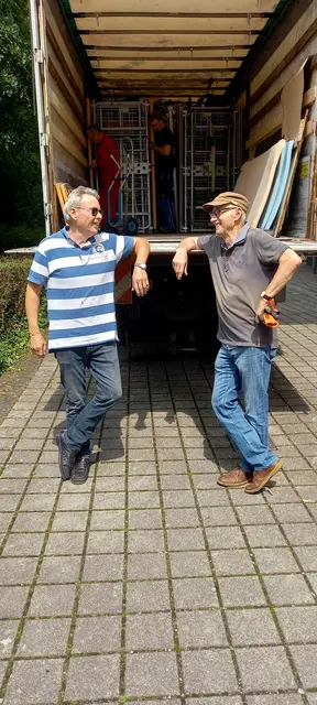 Verladung der gespendeten Pflegebetten | Foto: Lionsclub Güglingen-Zabergäu