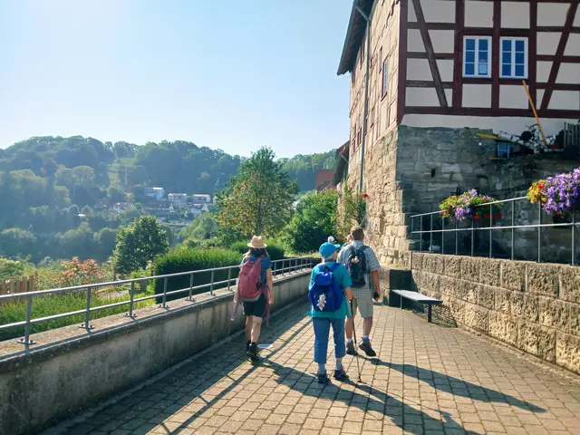 Wir haben uns von dem schönen Plätzchen losgerissen und wandern weiter.   | Foto: sigischlottke