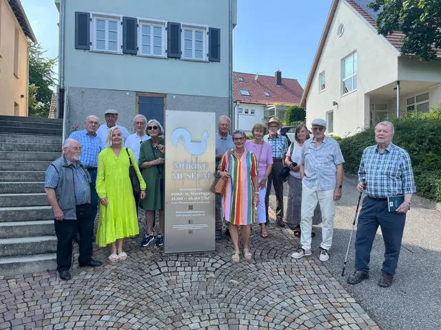 Heilbronner Literaturhaus-Freunde bei Mörike in Cleversulzbach | Foto: Foto: privat