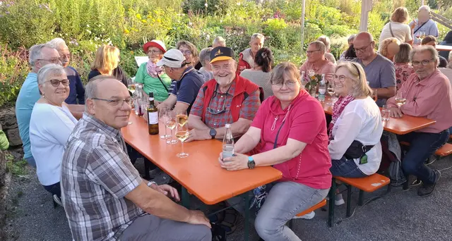 Dorftreff im August an der Hohenloher Scheune | Foto: eß