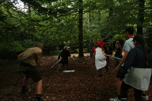 Wilde Spiele im Wald | Foto: Zeltlager EmK Marbach