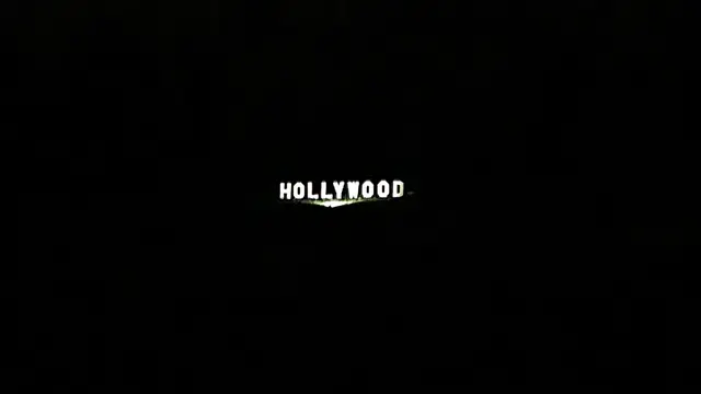 Unser Hollywood-Schild leuchtet bei Nacht | Foto: Zeltlager EmK Marbach