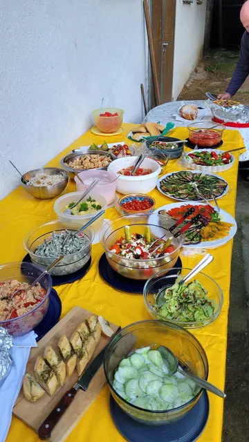 Farbenprächtiges Büffet | Foto: Harald Specht