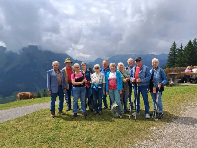 Die Ingelfinger Albvereinler auf der Heiterwanger Alm | Foto: Herbert Wied