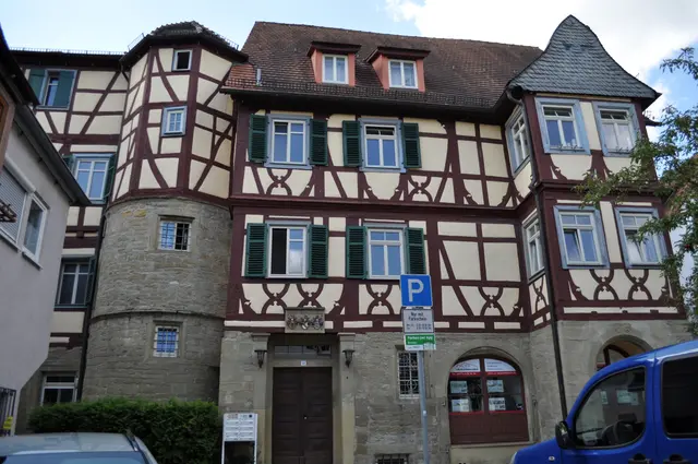 Das gelbe Schlössle. Die Geschichte habe ich ja im Text schon erzählt. | Foto: Daniela Somers