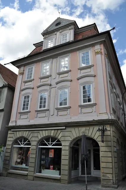 Wohnhaus, später Gasthaus „Zum Hohenlohischen Haus“ von 1739. | Foto: Daniela Somers