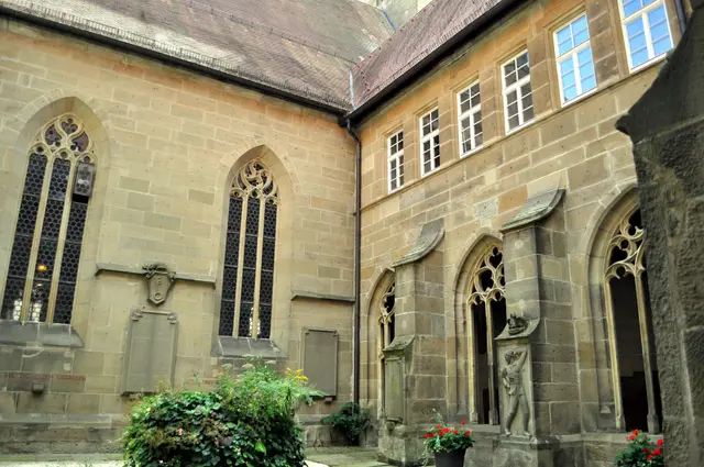 Blick in den Innenhof des Kreuzgangs. | Foto: Daniela Somers