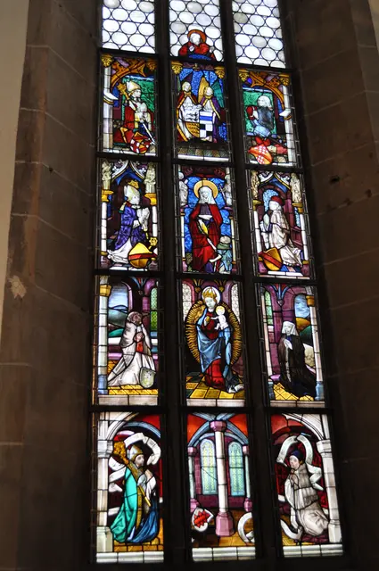 Auch die Kirchenfenster sind wunderschön gearbeitet. | Foto: Daniela Somers