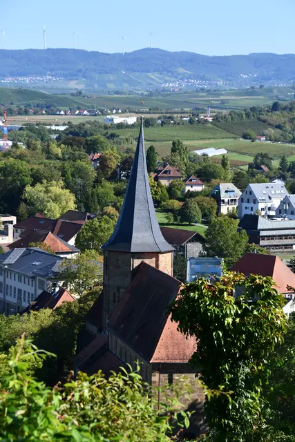 Die Kirche von Weinsberg beim Abstieg | Foto: JuKo