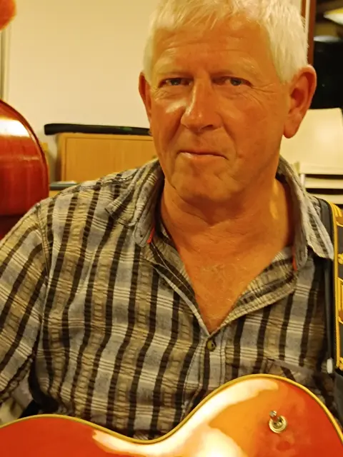 Andreas Eichner führte mit bluesigem Sound gehaltvolle Improvisationen vor.  | Foto: privat