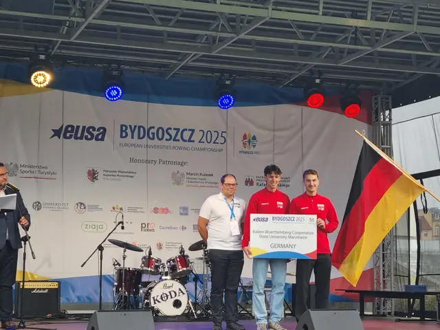 Felix Nack (rechts) bei der Siegerehrung mit Mats Winkels (links) | Foto: Heilbronner RG Schwaben
