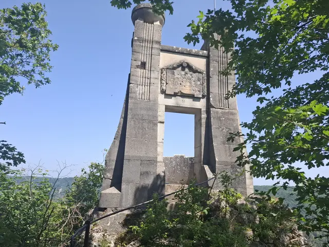 Schillerdenkmal auf dem Schillerstein | Foto: J. Betz