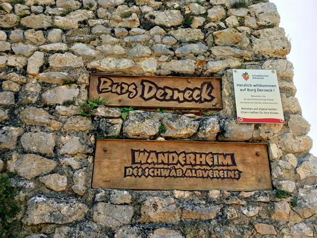 Dann kommen wir zur Burg Derneck. | Foto: sigischlottke