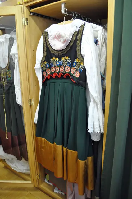 Rückansicht einer Tracht der Kuhländler. | Foto: Daniela Somers