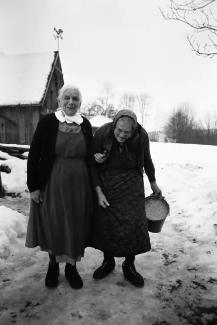 Schwester Marie mit Kathe Wendel | Foto: Fotograf Roland Bauer, Winterberg