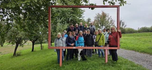 ... für das erste Gruppenfoto. | Foto: privat Sibylle Tröber