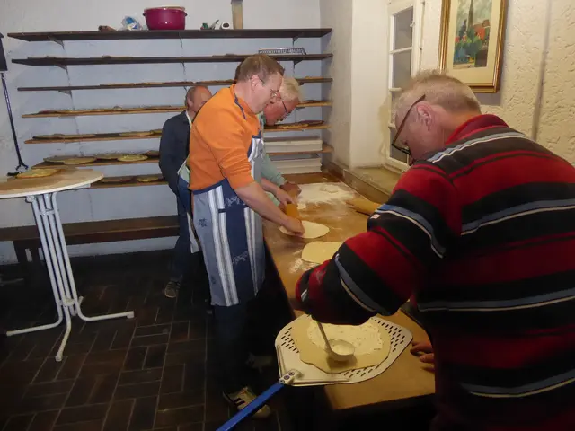 Bei der Vorbereitung der Deien | Foto: in kontakt