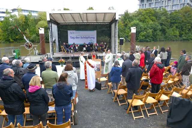 Ökumenischer Gottesdienst der ACK zum Tag der Schöpfung an der Fährlebühne | Foto: S. Ganßer