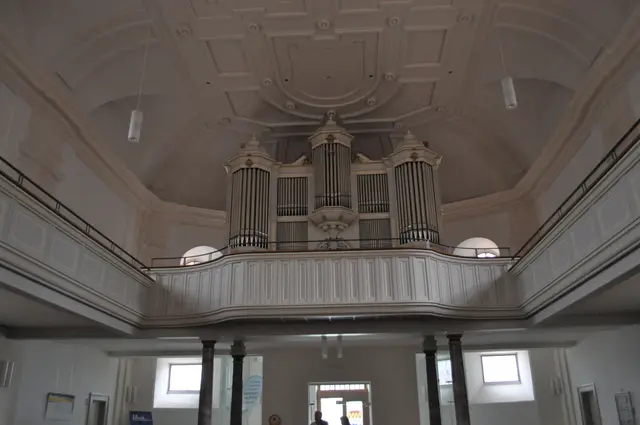 Diese Orgel ist die zweite Orgel und ersetzte die erste Orgel. Erbaut 1859 von Eberhard Friedrich Walcker. Natürlich wurde sie seit damals noch einige Male restauriert und auch umgebaut. | Foto: Daniela Somers