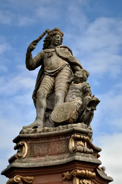 Herzog Eberhard Ludwig mit dem Marschallstab. Er weist ihn als Marschall des Reiches aus. | Foto: Daniela Somers