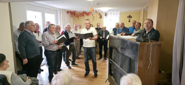 Männerchor des MGV Concordia beim Auftritt im Haus Ganzhorn 2025. | Foto: Verein