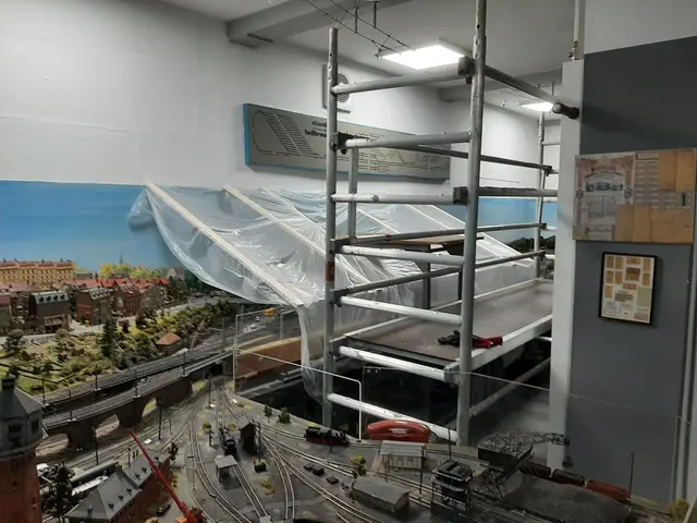 Zuerst wird es staubig, schmutzig und arbeitsreich --------- um sauberer zu werden! | Foto: ECH - Helmut Epp