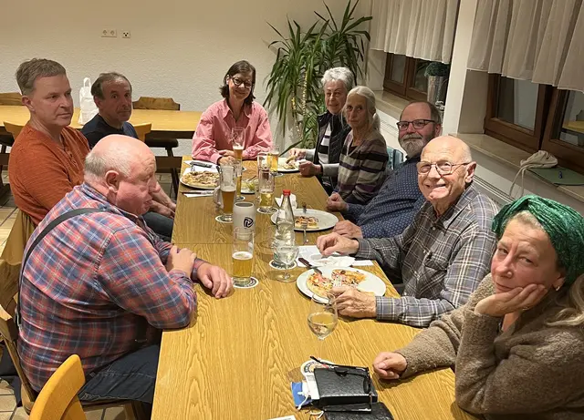 v.li. Achim Gimber, Dirk Greiner, Jürgen Straub, Sibylle Riegger-Gnamm, Rosemarie Voge, Petra Hebestatt, Harald Schmitt, Kurt Völker, Carola Müller.
 
 | Foto: Dieter Wagner