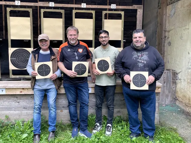 Die Schützen der zweiten Mannschaft v.l.n.r.: Martin Märklen, Steffen Will, Ismail Sarsilmaz, Theodoros Papadopoulos | Foto: Schützengilde Neckarsulm e.V.