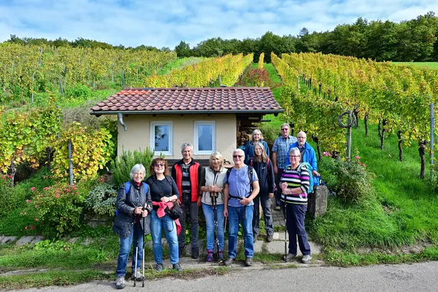 Hier nochmal ein Gruppenbild vor dem hübschen Häusle.  | Foto: Michael Harmsen 