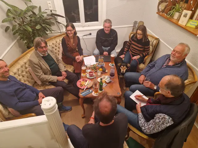 v.li. Christian Sternecker, Armin Waldbüßer, Sibylle Riegger-Gnamm, Ulf Hornung, Martina Shakaya, Hermann Frisch, Ulrich Starke-Gerster, Ruprecht Anz | Foto: Dieter Wagner
