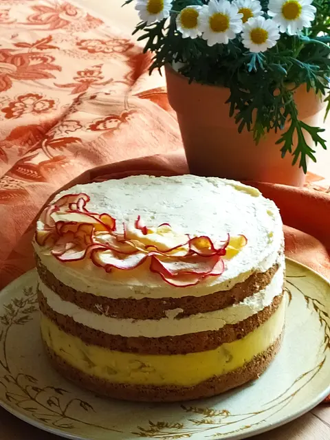 Eine leckere Herbsttorte, die man auch zu anderen Jahreszeiten genießen kann.  | Foto: sigischlottke