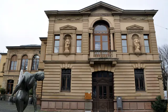 Die Villa Faißt. Eines der alten historischen Häuser die mir in Heilbronn sehr gefallen. Geht man mit offenen Augen durch die Straßen, dann sieht man noch viele solcher Schmuckstücke. Zu hoffen bleibt, dass sie Instand gehalten werden. | Foto: Daniela Somers