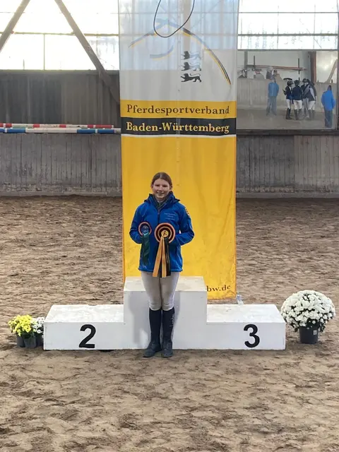 Veronika Schad  bei der Baden-Württembergischen Meisterschaft Vierkampf in Bühl. | Foto: Privat 