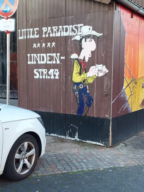 Und auch Straßenkunst ist anzutreffen: Wer kennt nicht den Cowboy Lucky Luke ? | Foto: Foto privat