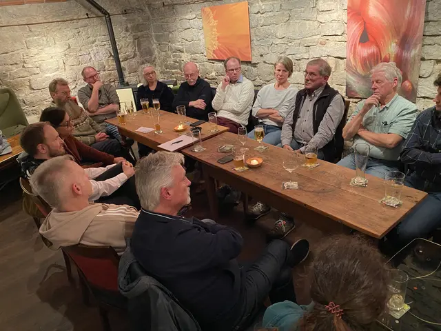 Diskussionsrunde am 24.10.25 im Shakesbeer in Möckmühl (Veröffentlichungsfreigabe der Teilnehmer wurde eingeholt) | Foto: Andreas Geißler