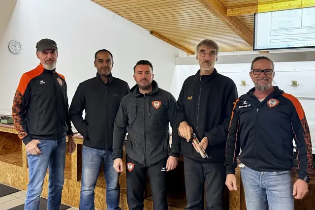 Schützen der ersten Luftpistolenmannschaft aus Neckarsulm v.l.n.r.: Bernd Scholz, Prabhukumar Selvaraj, Cumaali Eraslan, Mannschaftsführer Heiner Barreau und Bernd Roos | Foto: Schützengilde Neckarsulm e.V.