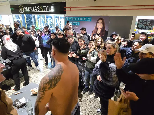 Wettschulden sind Ehrenschulden, Cosimo macht sich "nackig" | Foto: Heidrun Rosenberger