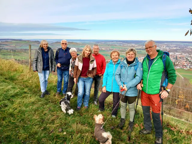 Herrlich hier oben.  Wir sind unterhalb des Charlottenschlössles und hinter uns ist diese Mega-Aussicht.   | Foto: sigischlottke 