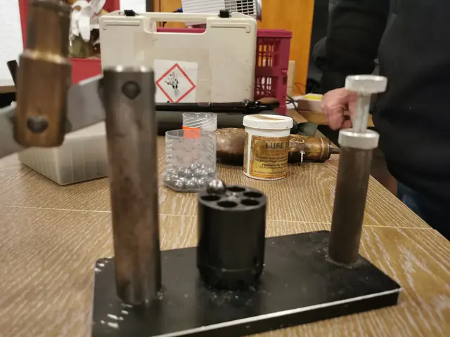 Laden einer Trommel für den Vorderlader Perkussionsrevolver. | Foto: Schützengilde Neckarsulm e.V.