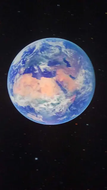 Der Besuch begann mit dem 3-D-Film "Vast- eine Reise durch den Kosmos" im Science Dome und beeindruckte die Wanderführer tief. | Foto: Foto privat